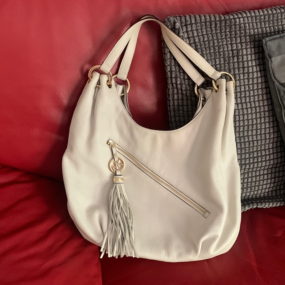 Michael Kors Leather Hobo (bone)